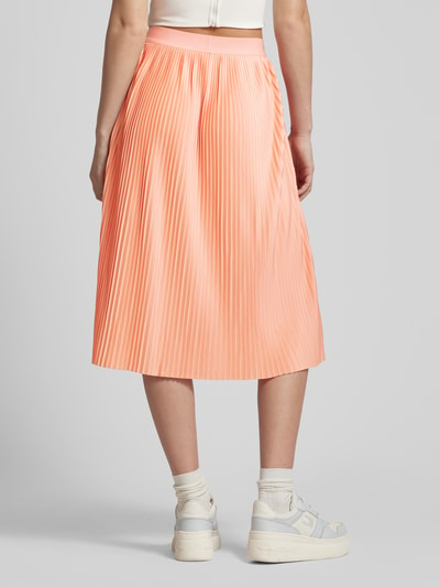 QS Midirok met plissévouwen en elastische band Zalm - 5