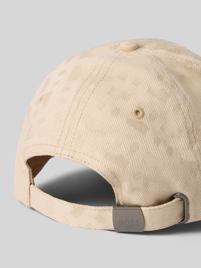 Productfoto, Basecap uit zuivere katoen model 'ZED-M' van BOSS in effen beige twill met subtiel leo-structuurpatroon, verstelbare sluiting, logo-applicatie