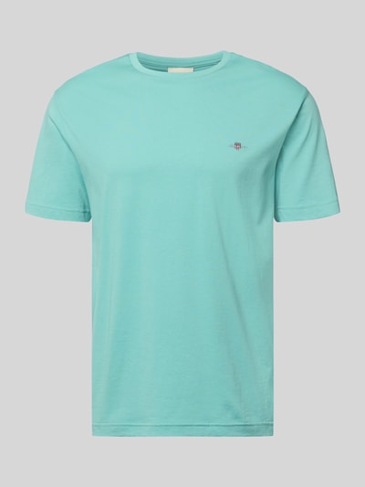 Produktfoto, Regular Fit T-Shirt mit Logo-Stitching von Gant w kolorze jasnozielonym, czysta bawełna, krój regular fit, okrągły dekolt, długość tyłu w rozmiarze M: 68 cm