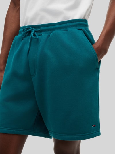 Tommy Jeans Bermudy o kroju relaxed fit z mieszanki bawełny z tunelem Zielony 3