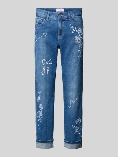 Produktfoto, Jeans mit Umschlag und Motiv-Print Modell 'Darlene Beauty' von Angels, bawełna z domieszką stretchu, motyw kwiatowy, kolor niebieski, krój regular fit, długość 7/8, szerokość w rozmiarze 36/30: 40 cm, długość nogawki wewnętrznej w rozmiarze 36/30: 69 cm