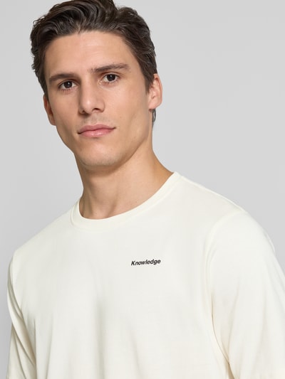 Knowledge Cotton Apparel Regular Fit T-Shirt mit Label-Print Offwhite 3