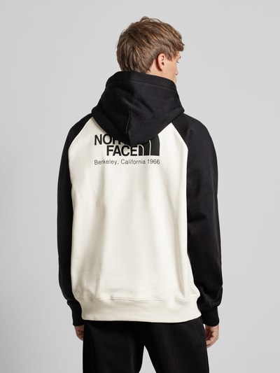 The North Face Hoodie met labelpatch, model 'HERITAGE' Offwhite - 5