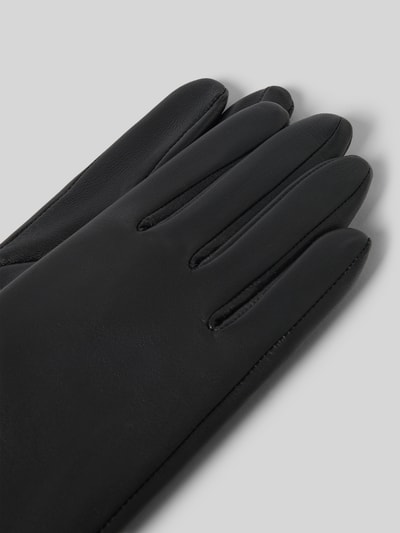 Produktfoto, Handschuhe aus Nappaleder mit Fleecefutter von Roeckl in Schwarz, Fingerhandschuhe, glatte Textur, Label-Detail sichtbar