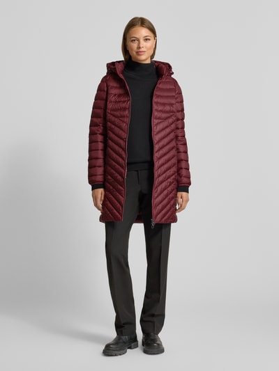 s.Oliver RED LABEL Płaszcz pikowany o kroju shaped fit z kapturem Bordowy 1
