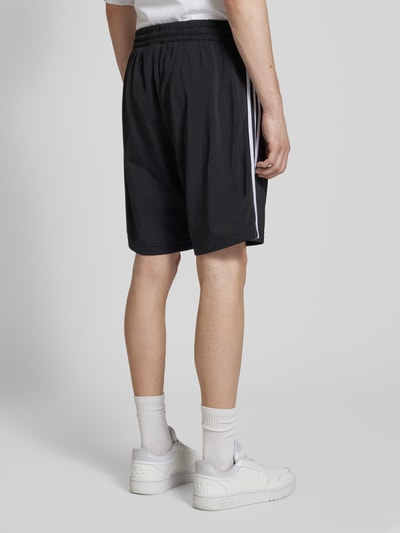 adidas Originals Relaxed Fit Shorts mit Reißverschlusstaschen Modell 'FBIRD' Black 5