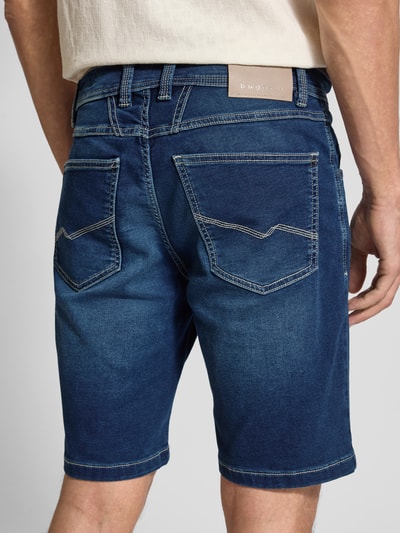 bugatti Modern Fit Jeansshorts im 5-Pocket-Design Blau 3