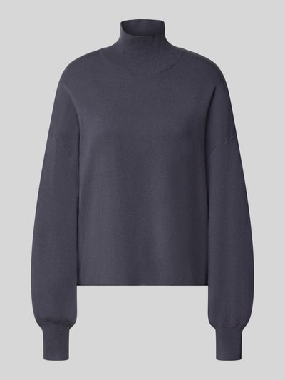 Produktfoto, dunkelgrauer Strickpullover aus Viskose-Mix Modell 'Mercy East' von MSCH Copenhagen, Relaxed Fit, Stehkragen, glatte Textur
