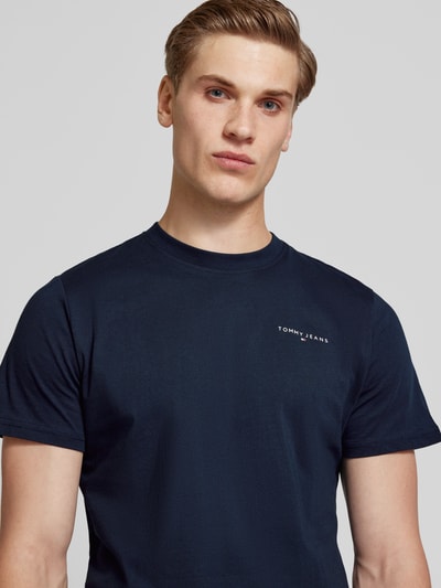 Tommy Jeans T-Shirt mit Label-Print Marine 3