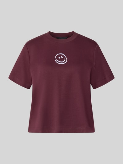 Produktfoto, Boxy Fit T-Shirt aus reiner Baumwolle Modell 'SARA' von VERO MODA, tiefrote Farbe, weißer Smiley-Print, glatte Textur