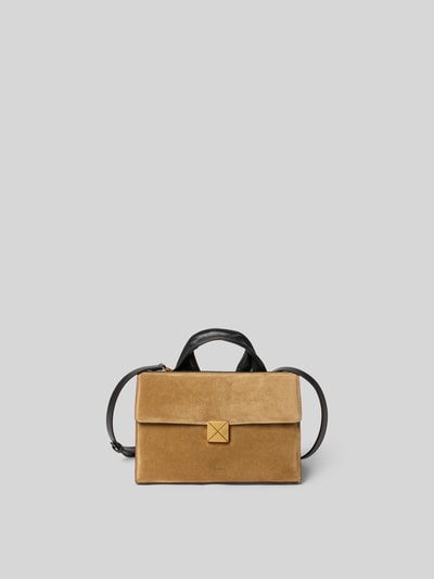 Nanushka Shoulder Bag mit Steckverschluss Hellbraun 2