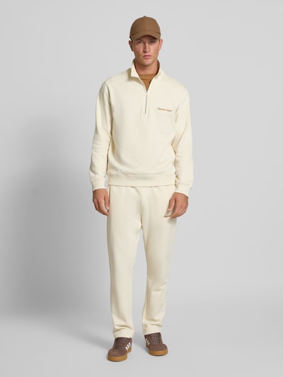 Jack & Jones Sweatshirt mit Troyer-Kragen und Label-Stitching Offwhite 1
