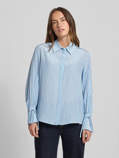 Max Mara Studio Regular Fit Hemdbluse aus reiner Seide Hellblau 4