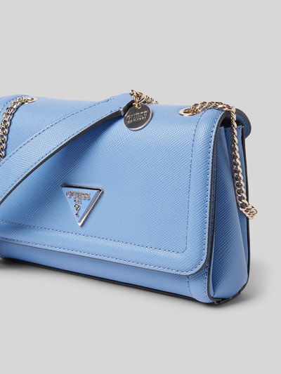 Guess Handtasche mit Label-Applikation Modell 'NOELLE' Blau 3