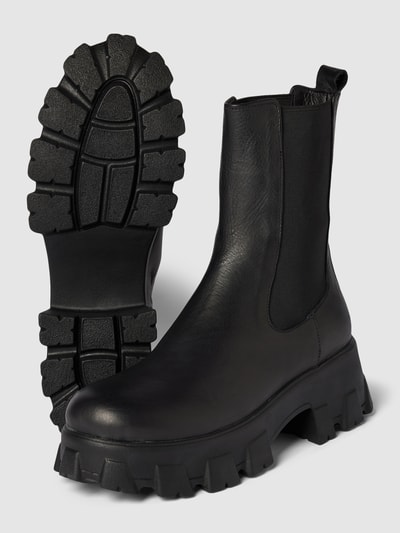 NA-KD Boots aus Leder in unifarbenem Design Black 4