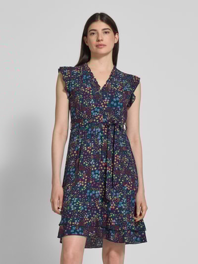 Apricot Knielanges Kleid aus Viskose mit Bindegürtel Marine 4