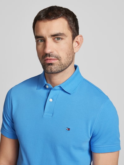 Tommy Hilfiger Regular fit poloshirt met labeldetail Lichtblauw - 3