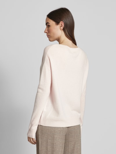 Christian Berg Woman Kaschmirpullover mit V-Ausschnitt Ecru 5