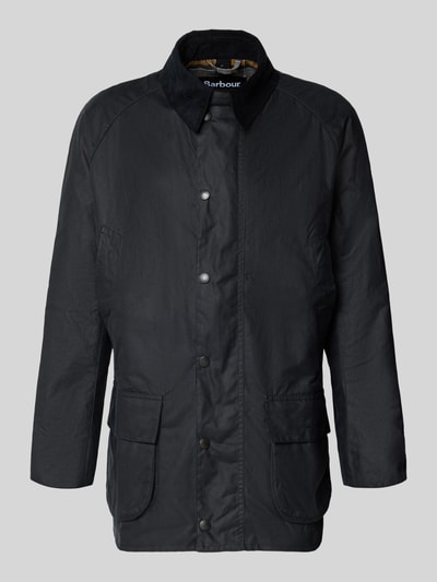 Produktfoto, Jacke mit Umlegekragen Modell 'BRISTOL' van Barbour, recht model van zuivere katoen, zwarte kleur, klepzakken, rits en drukknoopsluiting, context: herenjack, ruglengte maat M 82 cm, schouderbreedte 47 cm, borstwijdte 55 cm, mouwlengte 61 cm