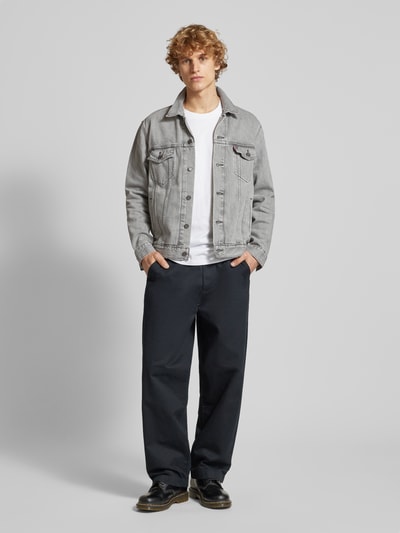 Levi's® Jeansjacke mit Brustpattentaschen Modell 'THE TRUCKER JACKET' Mittelgrau 1