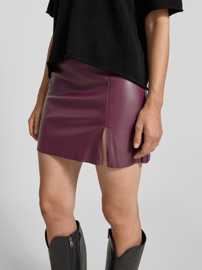 Vero Moda Minirok in leerlook, model 'NELLY' Bordeaux - 3