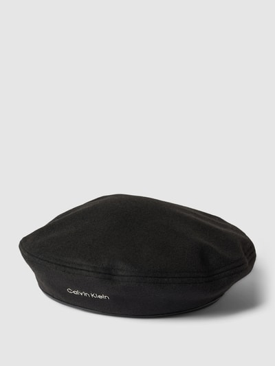 CK Calvin Klein Beret z detalem z logo model ‘BERET’ Czarny 1