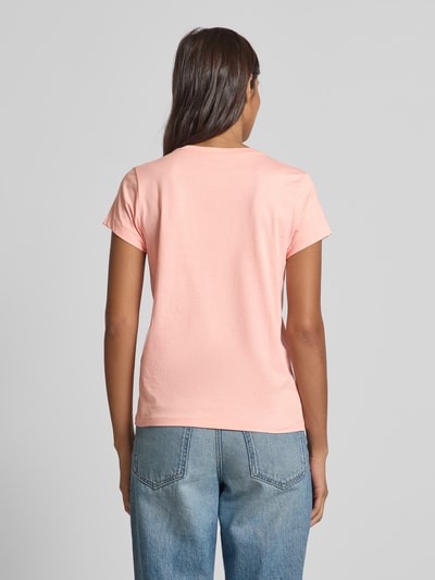 Polo Ralph Lauren T-Shirt mit geripptem V-Ausschnitt Koralle 5