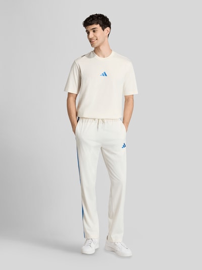 adidas Sportswear t-shirt o kroju regular fit z czystej bawełny Złamany biały 1