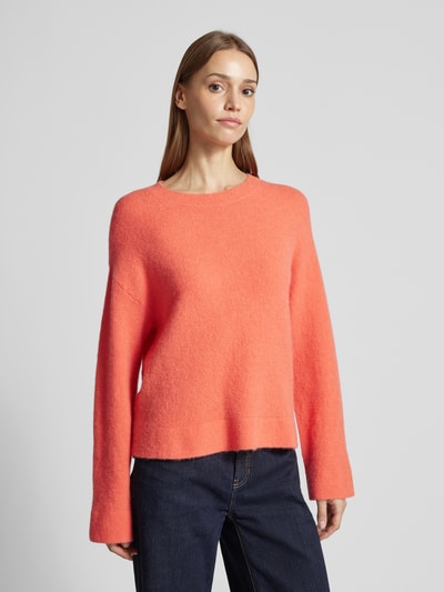 Christian Berg Woman Oversized Strickpullover mit Rundhalsausschnitt Apricot 4