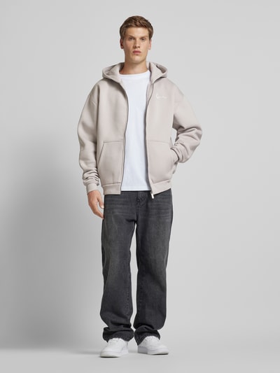 KARL KANI Sweatjacke mit Label-Stitching Mittelgrau 1