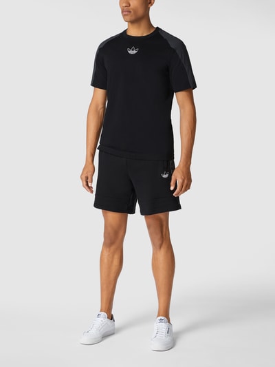 Adidas originals t shirt and outlet shorts