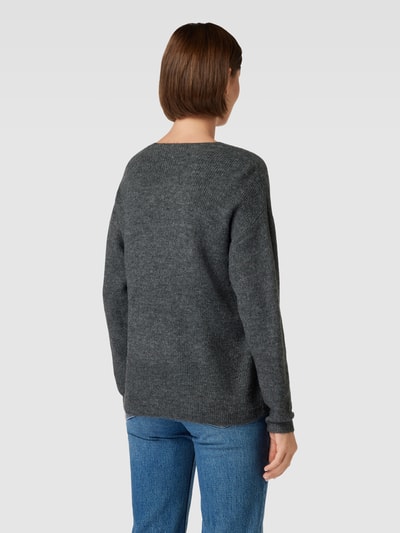 Vero Moda Strickpullover mit V-Ausschnitt Modell 'CREWLEFILE' Mittelgrau 5