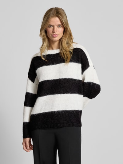 Noisy May Sweter z dzianiny o kroju oversized z prążkowanymi wykończeniami model ‘SUTTON’ Czarny 4