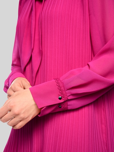Marc Cain Knielanges Kleid mit Bindeschleife Pink 6