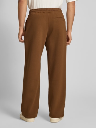 REVIEW Sweatpants mit elastischem Bund Mittelbraun 5