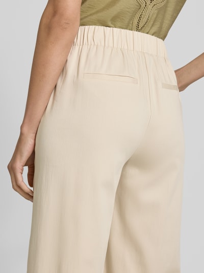 OPUS PANTS Spodnie materiałowe z szeroką nogawką i lamowanymi kieszeniami z tyłu model ‘Mucia’ Złamany biały 3