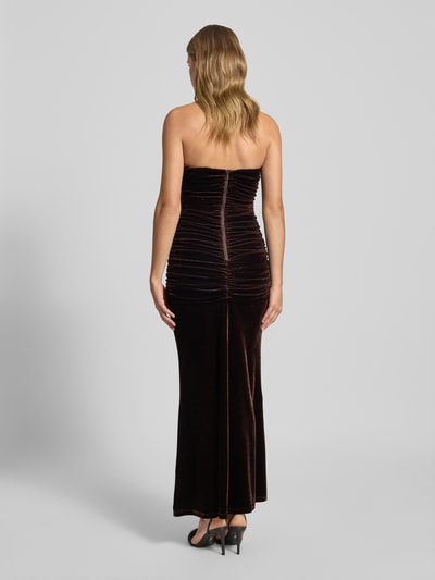 Bardot Abendkleid aus Samt mit Raffungen Modell 'ELVIRA' Dunkelbraun 5