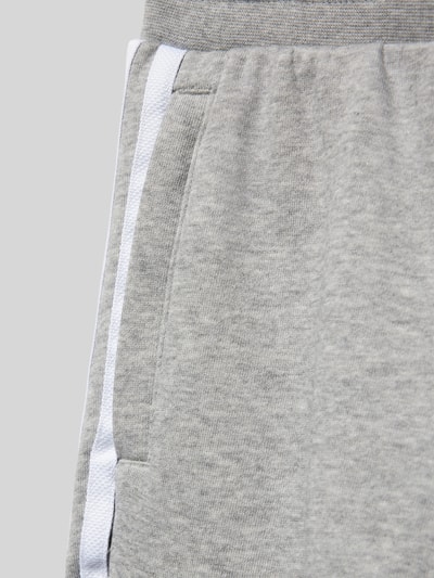 adidas Originals Regular fit sweatpants met labelstitching, model 'TREFOIL' Middengrijs gemêleerd - 2