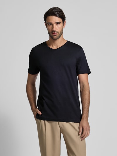 Christian Berg Men T-shirt z dekoltem w serek Granatowy 4