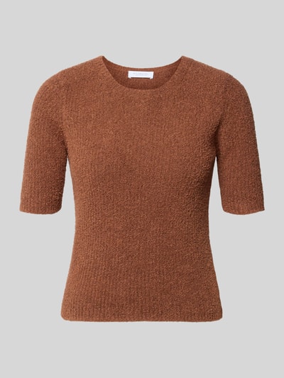 Produktfoto, T-Shirt in Strick-Optik mit Rundhalsausschnitt von Rich & Royal, brauner Baumwoll-Mix, Straight Fit, strukturierte Oberfläche.