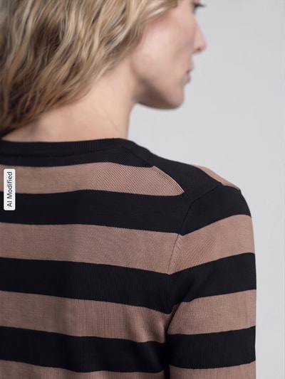 s.Oliver BLACK LABEL Regular Fit Pullover aus Viskose-Mix Beige Melange 3