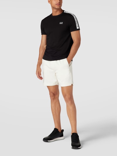 EA7 Emporio Armani T-Shirt mit Label-Patch Schwarz 1