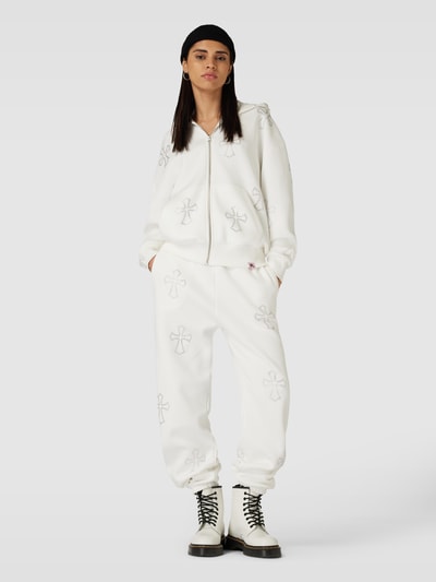 Review Sweatpants CRUCIFIX BLING mit Strasssteinen Offwhite 1