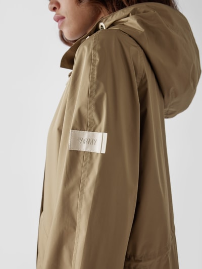 Yves Salomon Mantel mit Label-Patch Khaki 6