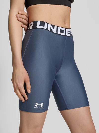 Under Armour Super Skinny Fit Shorts mit Label-Bund Rauchblau 3