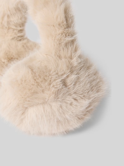 Produktfoto, beigefarbene, flauschige Textur mit Leo-Print, Ohrenwärmer mit Leo-Print Modell 'Big Fur' von Barts, Damen Ohrenwärmer