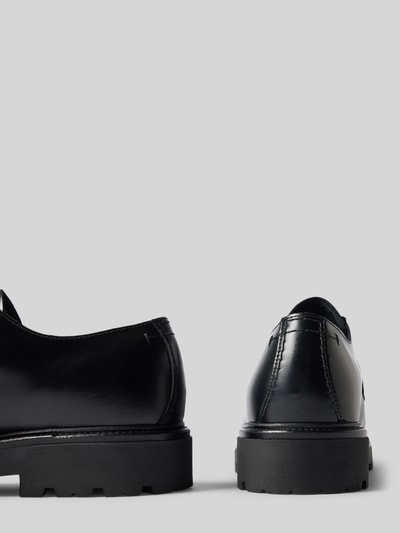Productfoto, zwarte Heren veterschoenen uit rundleer met subtiele glans en grove zool, Schnürschuhe aus echtem Rindsleder van Marc O'Polo