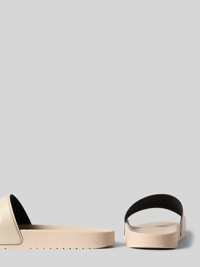 Productfoto, Badeschuhe met labelprägung Modell 'ARYEH' van BOSS, unie kleur, ronde neus, platte zool, gestructureerde zool, herenslipper