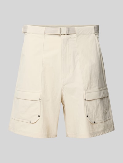 adidas Originals Szorty o kroju regular fit z wyhaftowanym logo Beżowy 2