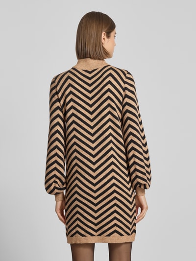 Only Sukienka o kroju podkreślającym figurę z dzianiny z mieszanki wiskozy model ‘JULIA’ Camel 5